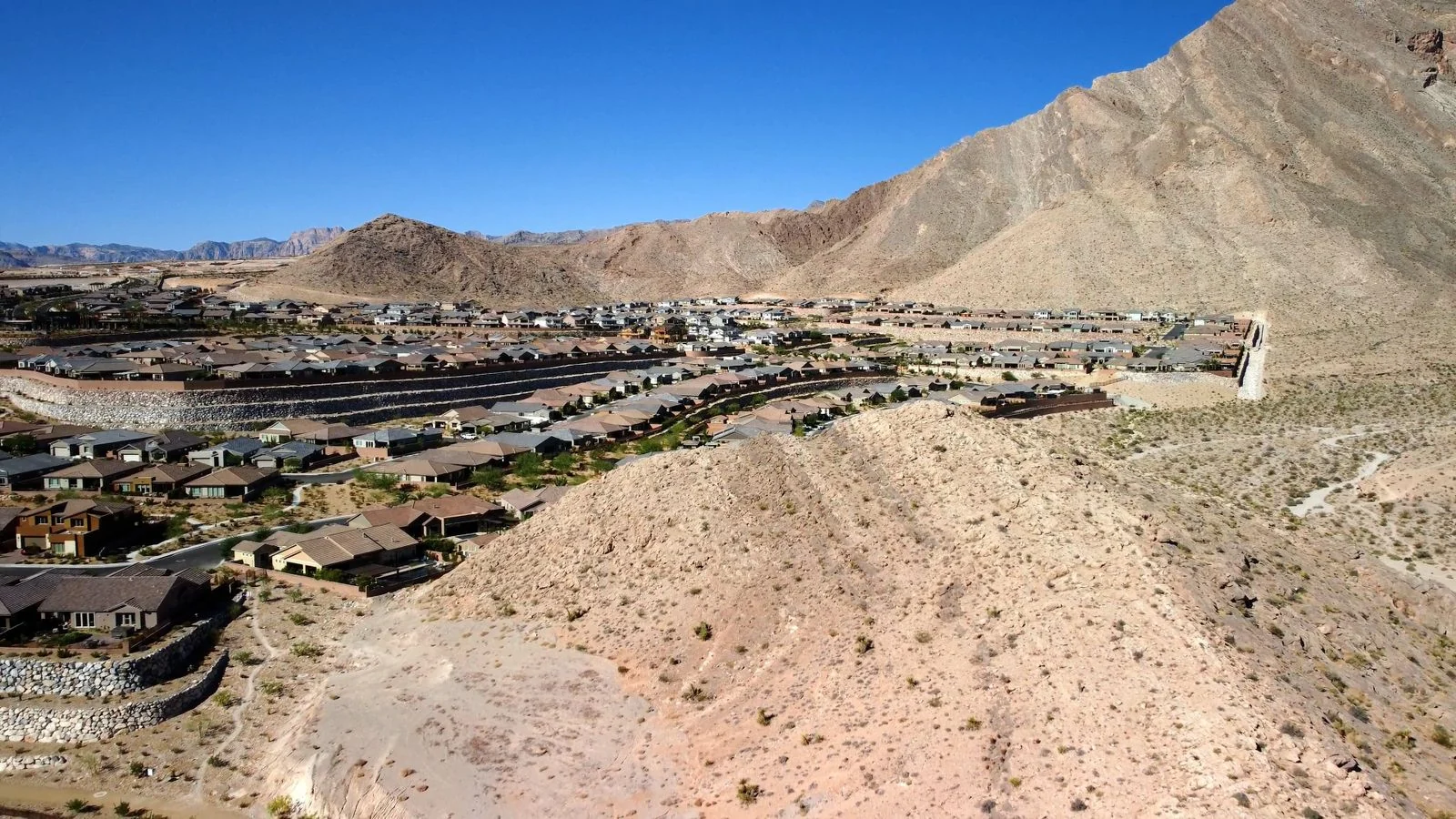 Summerlin homes against the desert mountains · 2021